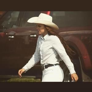 Meet your Posher, Lexie